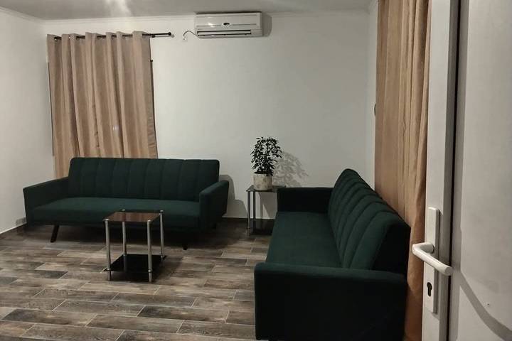 Ferienwohnung für 4 Personen, mit Balkon/Terrasse, mit Haustier in Obrovac