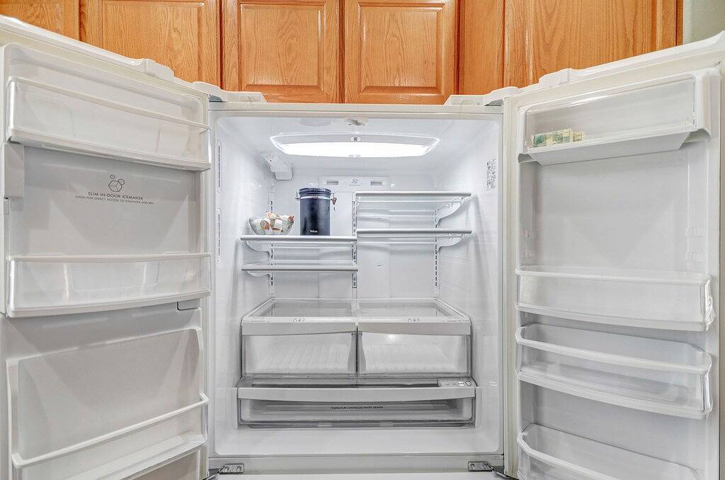 Charming Wine Country Getaway: Cozy Hot Tub, Bbq, & Mini Golf Fun in Santa Rosa, California North Coast