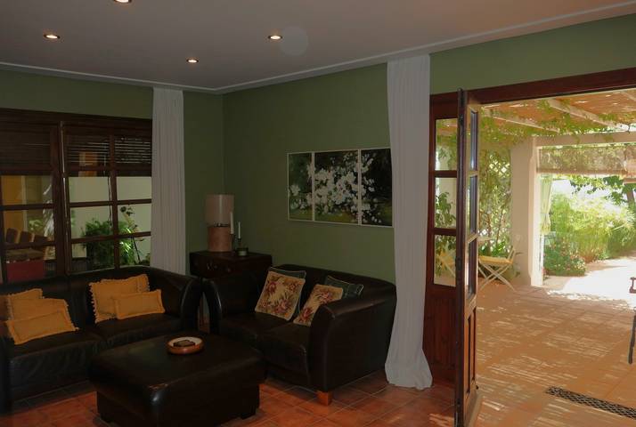 Casa Cerralba - A Authentic and Elegant andalusien place with natural pool and barbecue in Cerralba, Pizarra