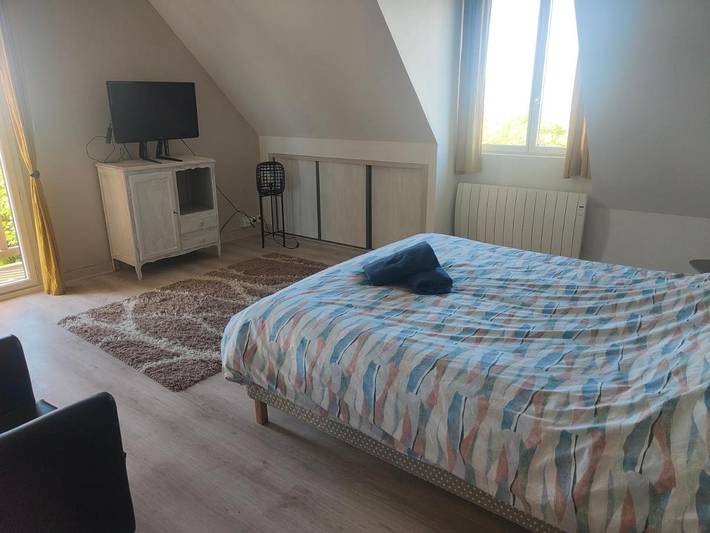 Chambre d’hôte pour 2 personnes, avec jardin ainsi que terrasse et vue à Le Val-Saint-Père - 2