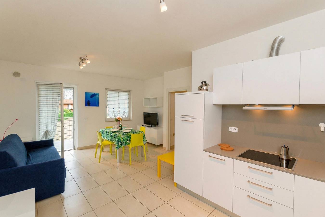Ganze Wohnung, Torbole Relax, Pool & Balcony Apartment 2 in Torbole, Nago-Torbole