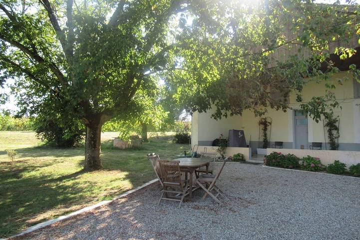 Gîte pour 8 personnes, avec jardin et terrasse à Villefranche-du-Queyran