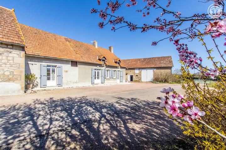 Gîte pour 6 personnes, avec Terrasse et Jardin