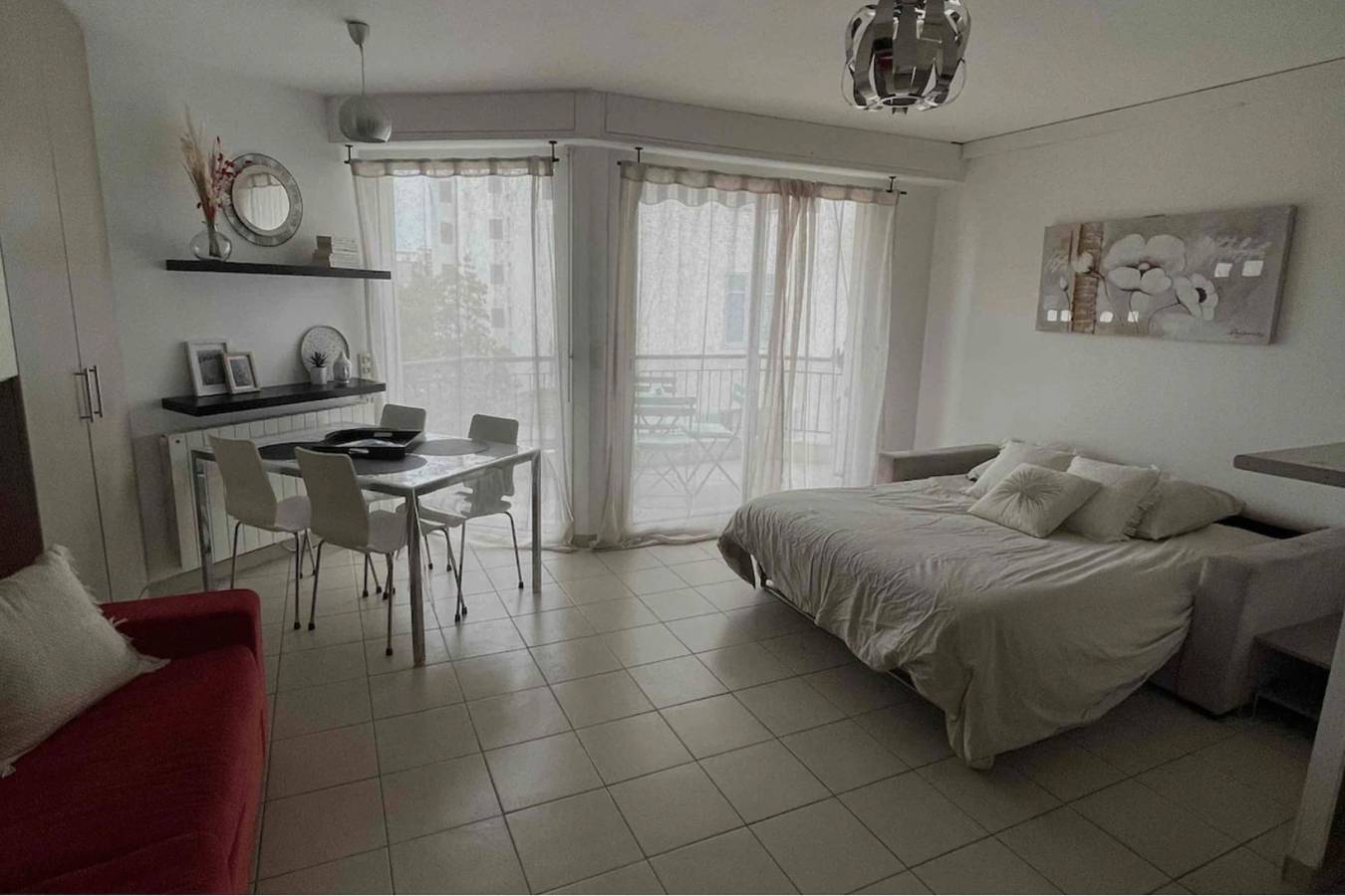 Hel leilighet, Bright apartment - sea view in Antibes, Cannesregionen