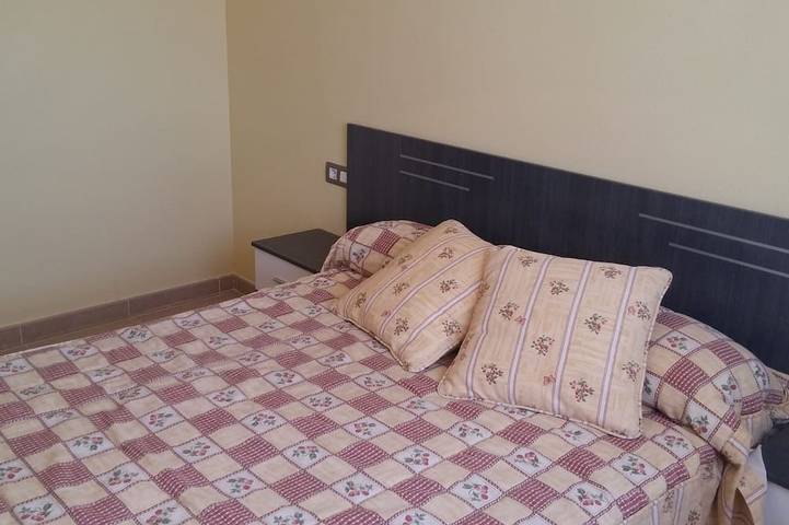 Appartement entier, Bel appartement en duplex avec piscine à 200 mètres de la plage et du golf in El Barrio, San Juan Playa