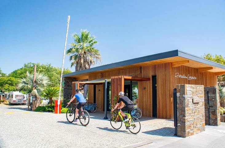 Camping pour 6 personnes, avec jardin dans le Var - 2