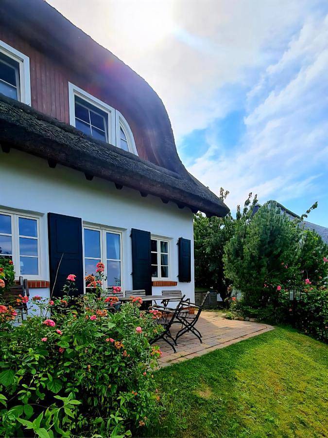 Luxus-Ferienhaus für 8 Personen, mit Terrasse und Garten sowie Sauna und Ausblick in Gager