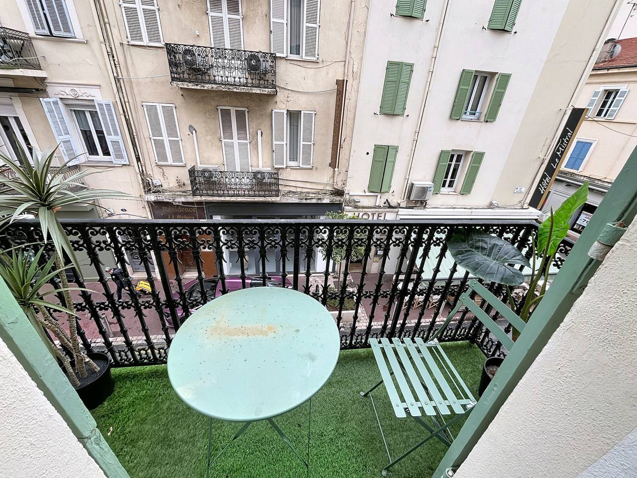 Appartement entier, 2 bdr / 2 baths 2 mins Croisette and palais 317 in Cannes, Côte méditerranéenne (France)
