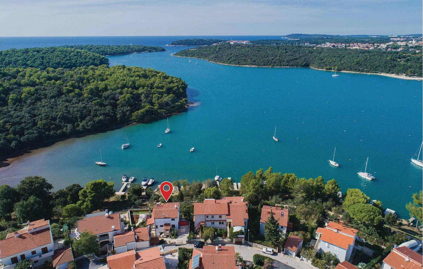 Ganze Ferienwohnung, Ferienwohnung für 4 Personen mit Terrasse in Banjole, Südküste Istrien