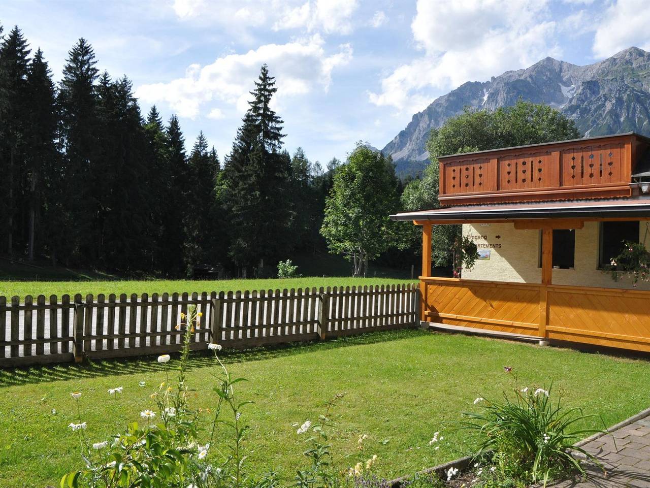 Ganze Ferienwohnung, Landhaus Kogler - Appartement Sinabell/Hochwurzen, Dusche, Wc getr. in Ramsau am Dachstein, Schladming-Dachstein
