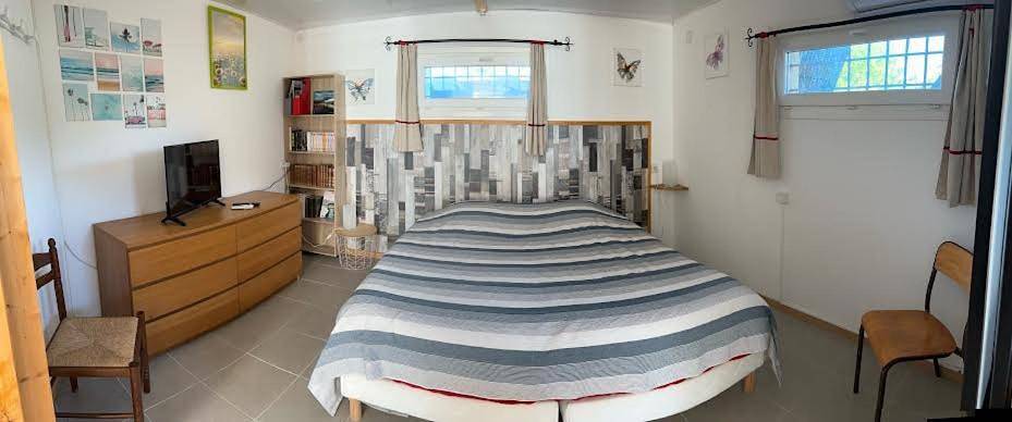 Location de vacances pour 6 personnes, avec jardin ainsi que piscine et vue, animaux acceptés à Cuxac-d'Aude - 4