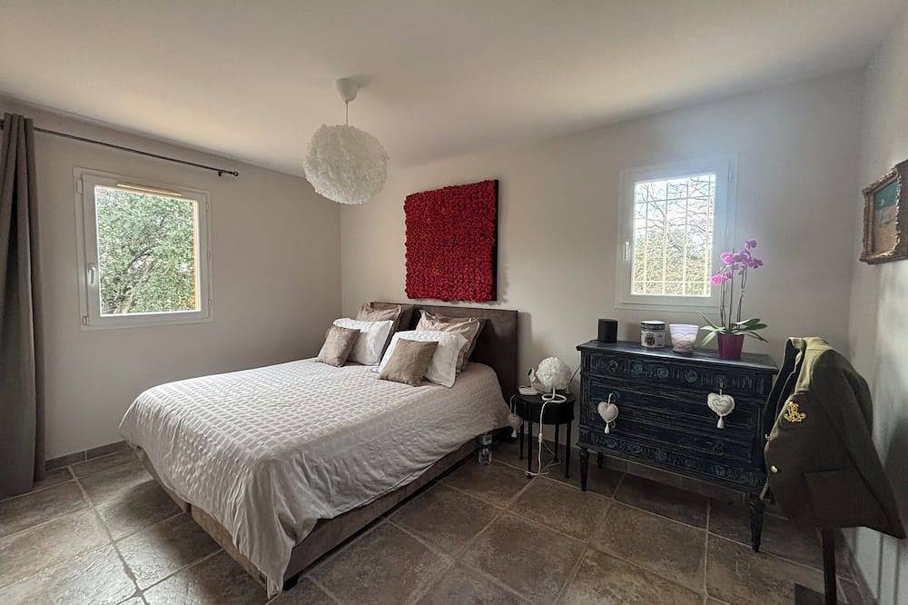 4-bedroom Provencal villa Uzes in Saint-Siffret, Nimes en omgeving