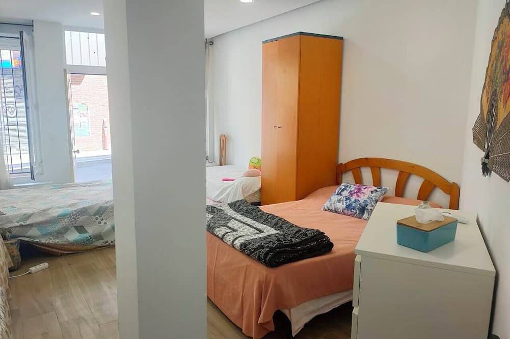 Appartement entier, Casa 2 en Madrid in Tetuán, Madrid