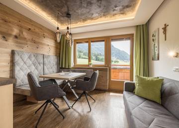 Ferienwohnung für 3 Personen, mit Balkon und Garten sowie Ausblick, mit Haustier in Reith im Alpbachtal