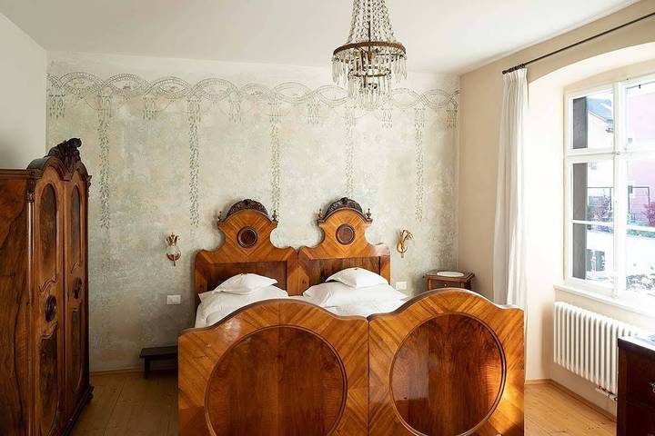 Appartamento intero, Appartamento 'Villa Bergmann Moeser Suite' con giardino in comune, balcone e Wi-Fi in Merano, Gruppo Tessa