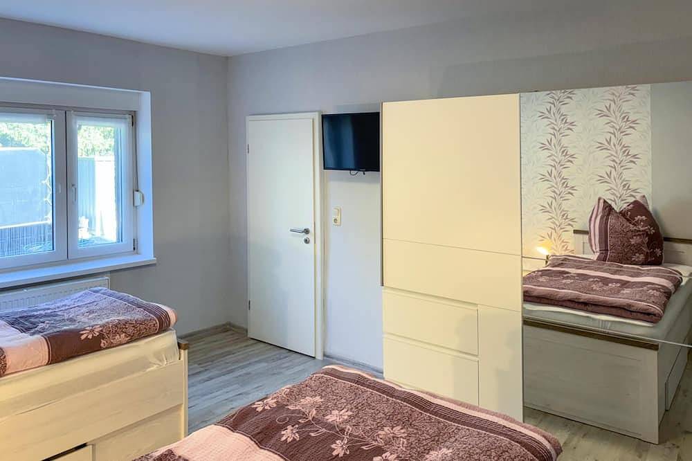 Bungalow mit überdachter Terrasse im Harz in Blankenburg, Harzvorland