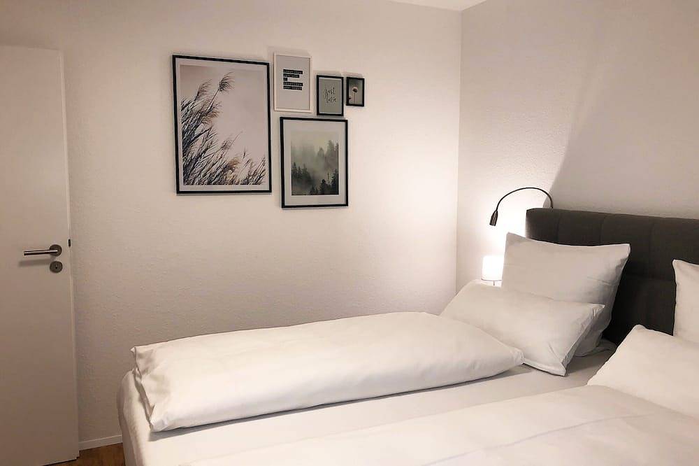 Ganze Wohnung, 2 Zimmer Wohnung mit Seeblick und eigenem Garten in Radolfzell, Radolfzell am Bodensee
