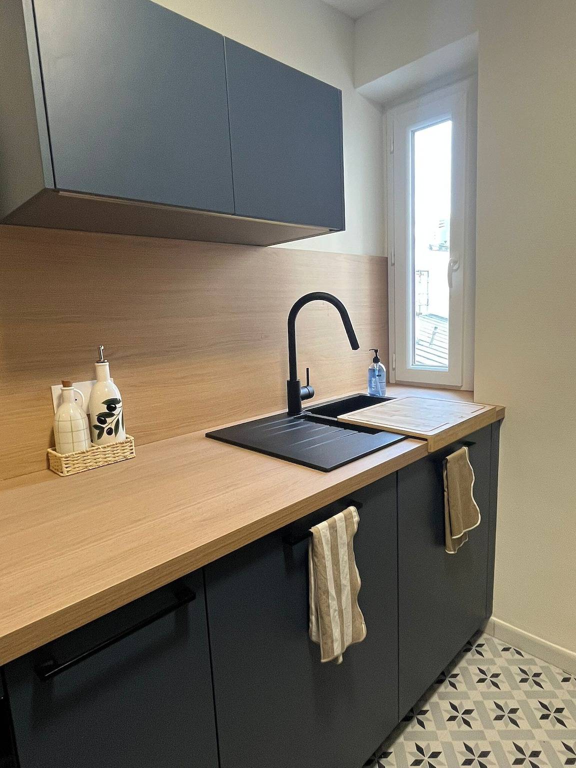 Ganze Wohnung, Gemütliche & helle 2-Zimmer-Wohnung nahe Eiffelturm, Rue de Lourmel, Paris 15 in Eiffelturm, Paris