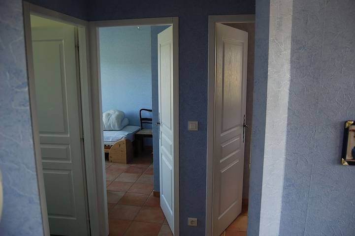 Location de vacances pour 4 personnes, avec jardin et terrasse à Lacoste - 2