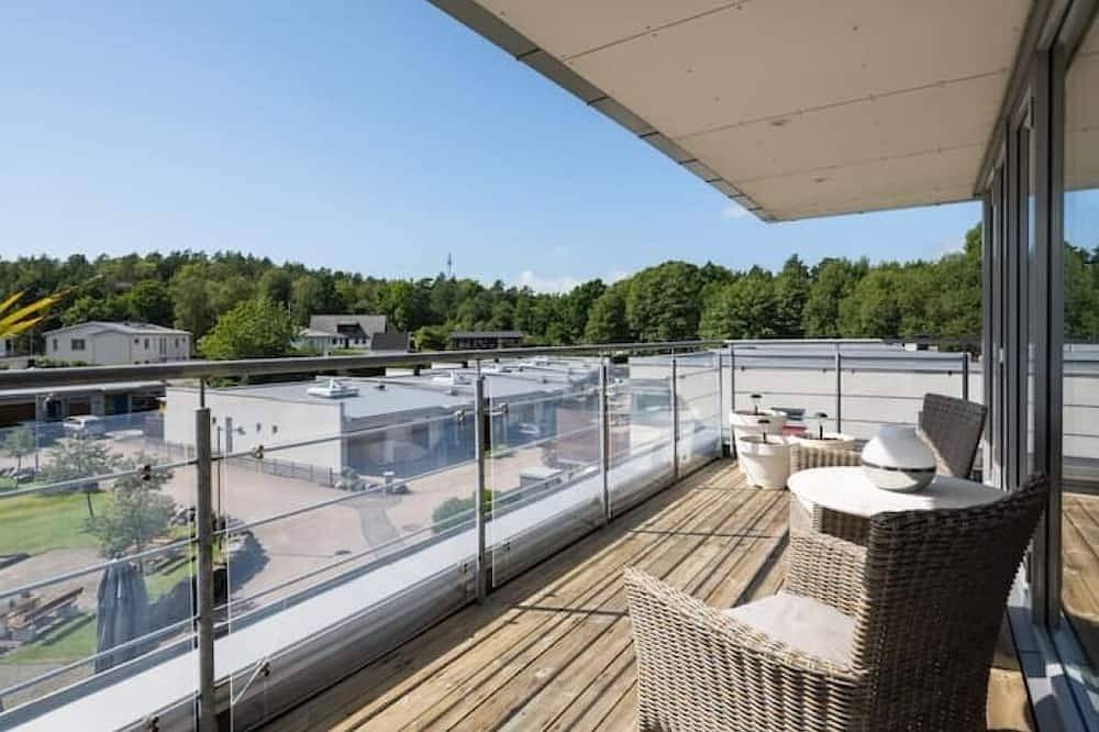 230 sqm cozy house near both sea and forest with Swimspa in Göteborg, Västergötland
