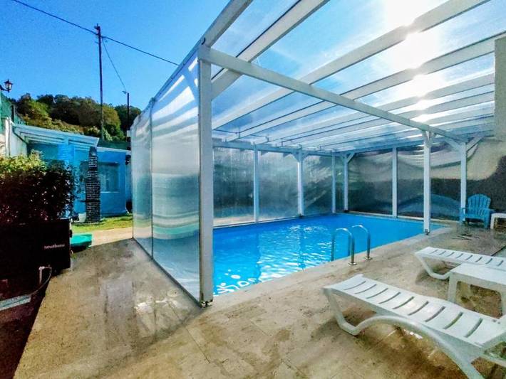 Villa für 8 Personen, mit Whirlpool und Garten sowie Pool in der Türkei