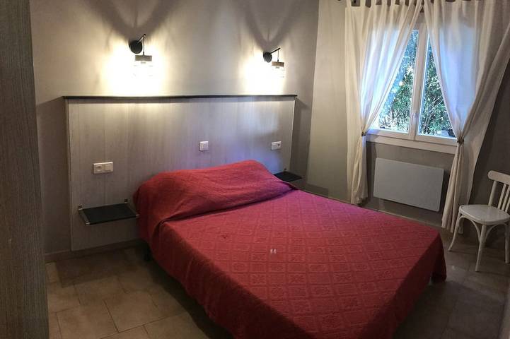 Appartement entier, Appartement calme, terrain 5000 m2, idéalement situé, plage Pinarello in Zonza, Arrondissement de Sartène