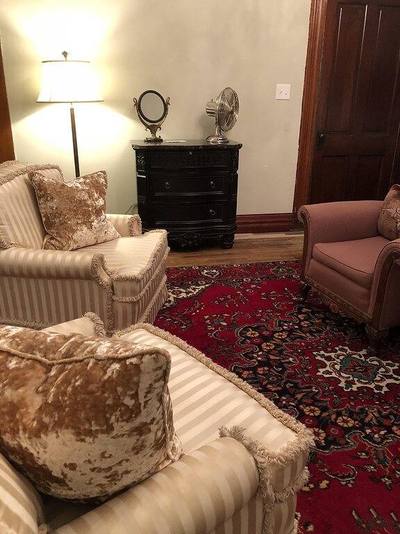 Bed And Breakfast for 2 Guests in St. Joseph, Missouri