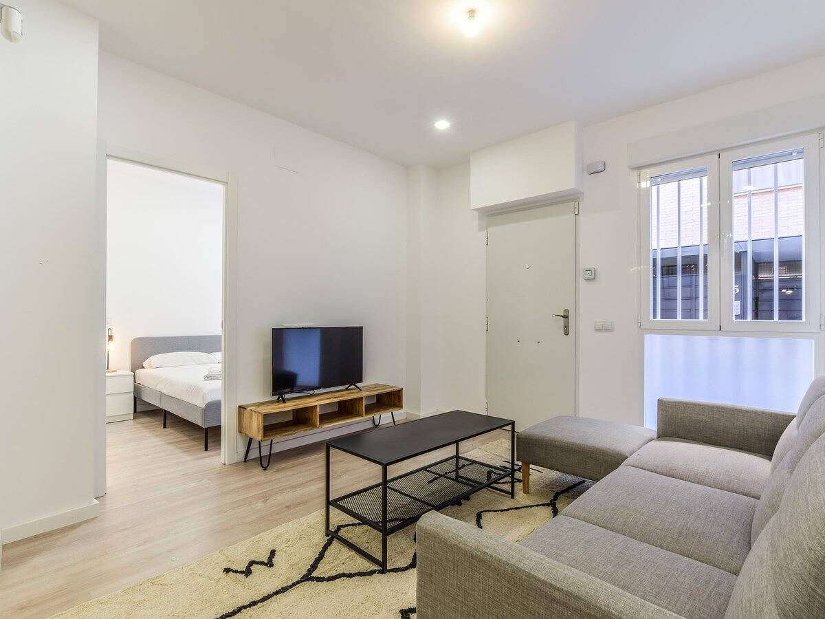 Hel lejlighed, Apartamento madrid rio Iii de alquiler temporal in Madrid, Área Metropolitana de Madrid
