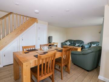Cottage for 4 People in Essex, East of England, Photo 4
