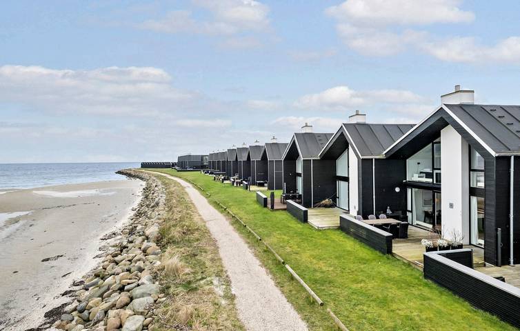 Ferienhaus für 8 Personen, mit Terrasse und Whirlpool sowie Garten und Sauna in Himmerland