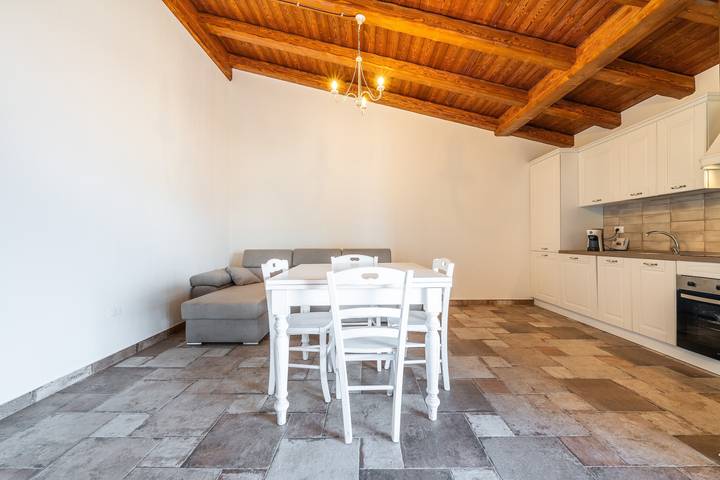 Casa vacanze 'Tramonto' con vista sulle montagne, Wi-Fi e aria condizionata in Crabonaxa/Villasimius, Villasimius