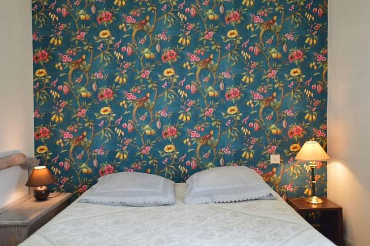 Location de vacances pour 3 personnes, avec jardin ainsi que piscine et balcon à Loubejac - 3