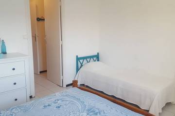 Appartement De Vacances pour 4 Personnes dans Saint Pierre la Mer, Fleury, Photo 2