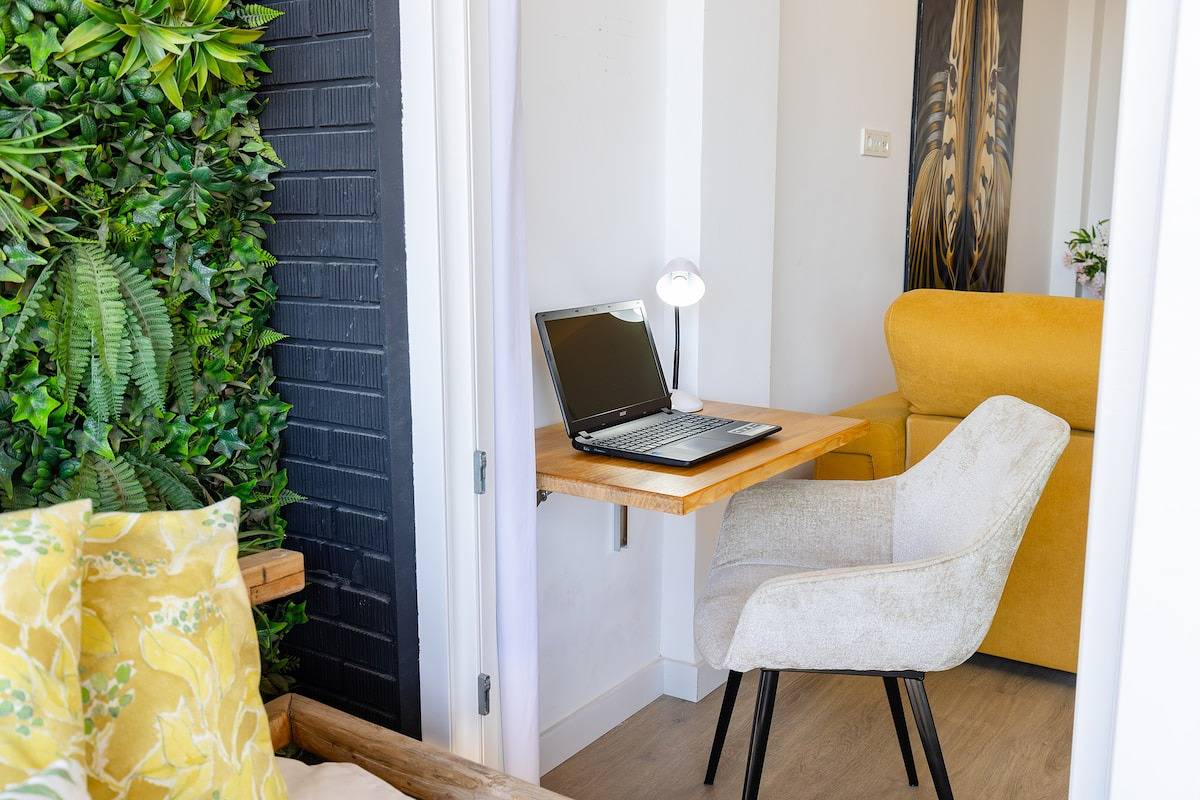 Geheel appartement, Vakantieappartement voor 7 personen met tuin in El Barrio, Alicante