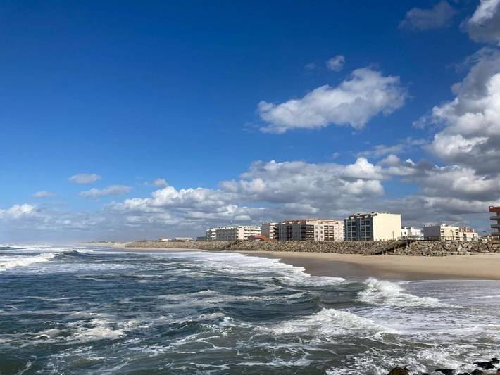 Gîte pour 7 personnes, avec vue et balcon dans Gafanha da Boa Hora