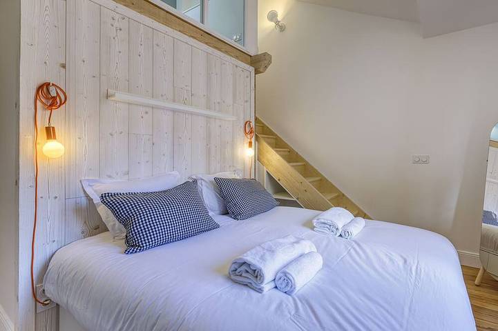 Les Volets Bleus – Charming Village House in Menthon-Saint-Bernard, Annecy und Umgebung