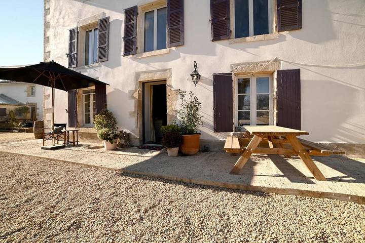 Hôtel pour 2 personnes, avec sauna ainsi que jardin et vue, animaux acceptés à La Mothe-Saint-Héray - 2