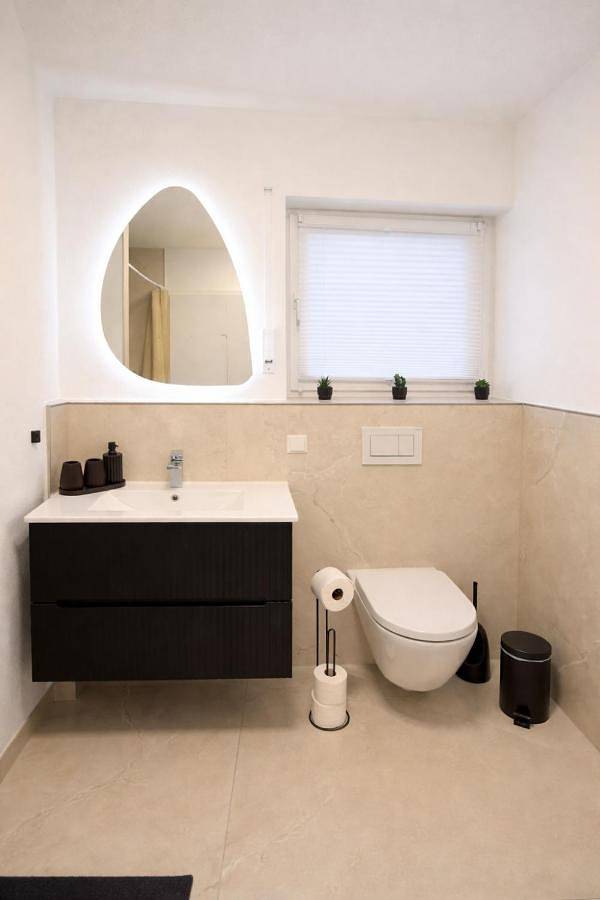 Ferienwohnung für 4 Personen, mit Balkon und Terrasse sowie Garten und Ausblick in Küssaberg - 3