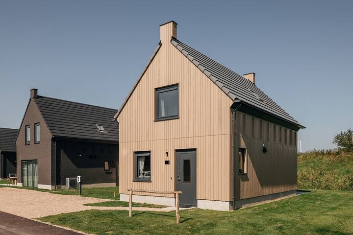 Villa für 4 Personen, mit Balkon/Terrasse und Terrasse sowie Garten und Kinderpool in Wolphaartsdijk