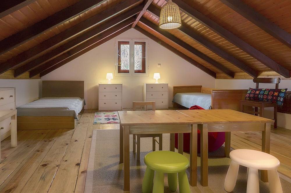 Casa das Marias - Countryside House with Private Heated Pool in Ponta do Pargo, Madeira