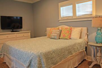 Vacation House for 19 Guests in Rosemary Beach, Emerald Coast, Picture 1