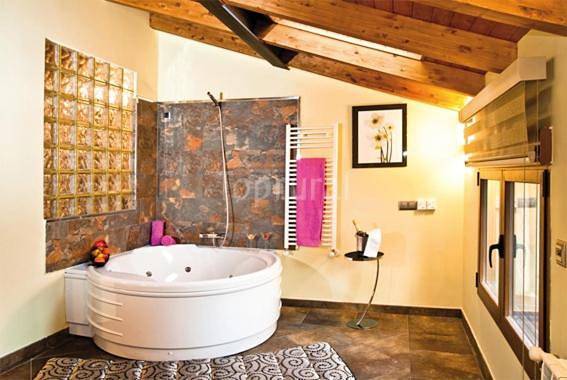 Casa rural para 8 personas, con Balcón y Jacuzzi además de Terraza y Piscina en Braojos de la Sierra - 3