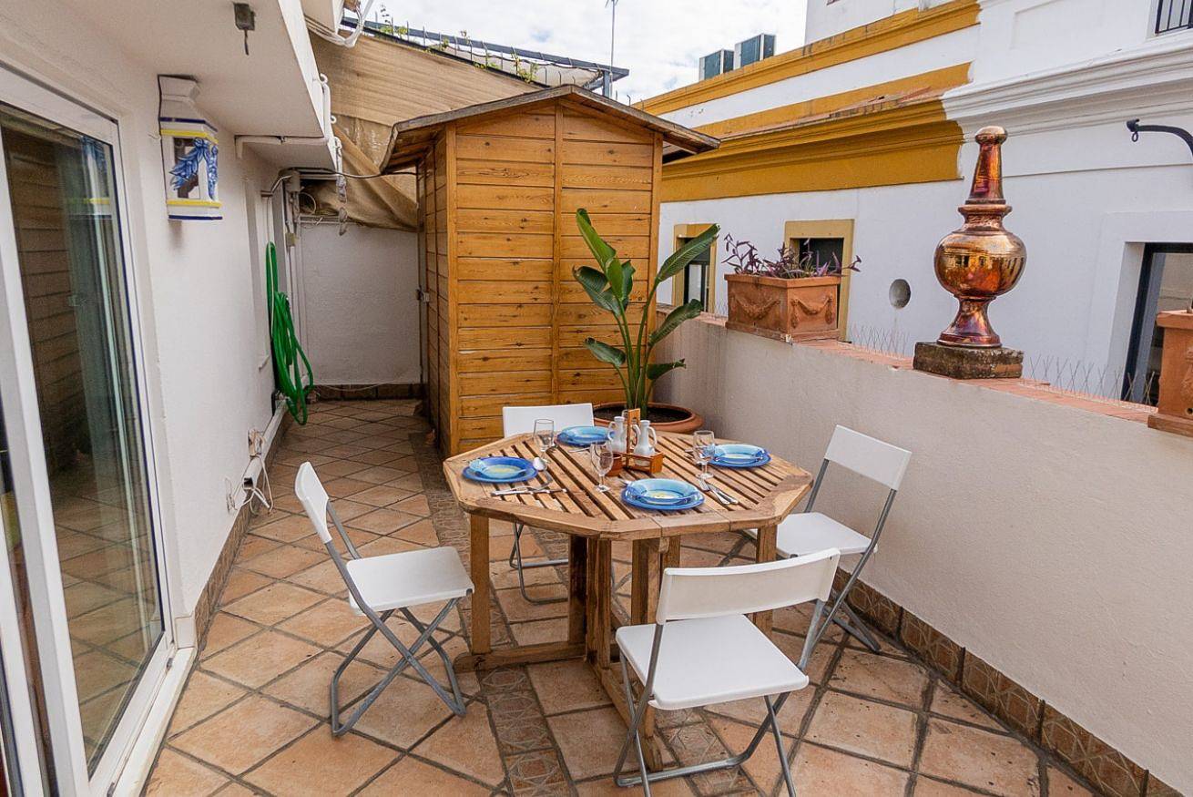 Apartamento inteiro, Rentalsevilla Suite Ático Museo in Central Seville, Sevilha