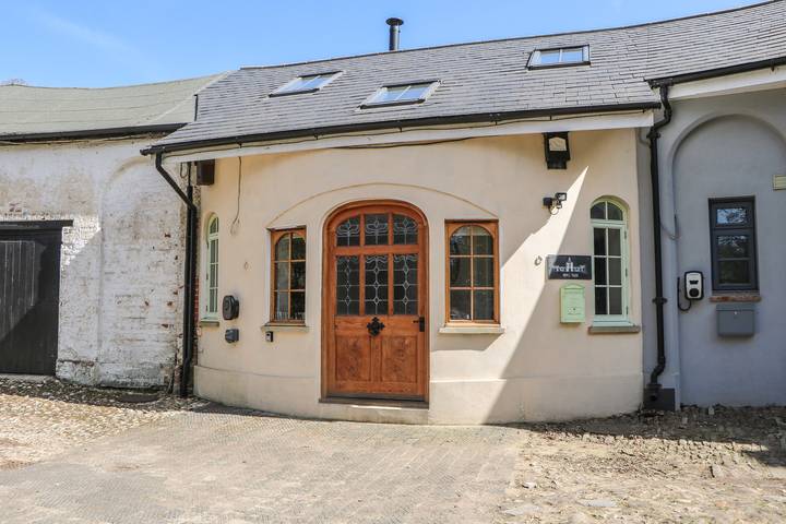 Log cabin for 4 people in Surrey