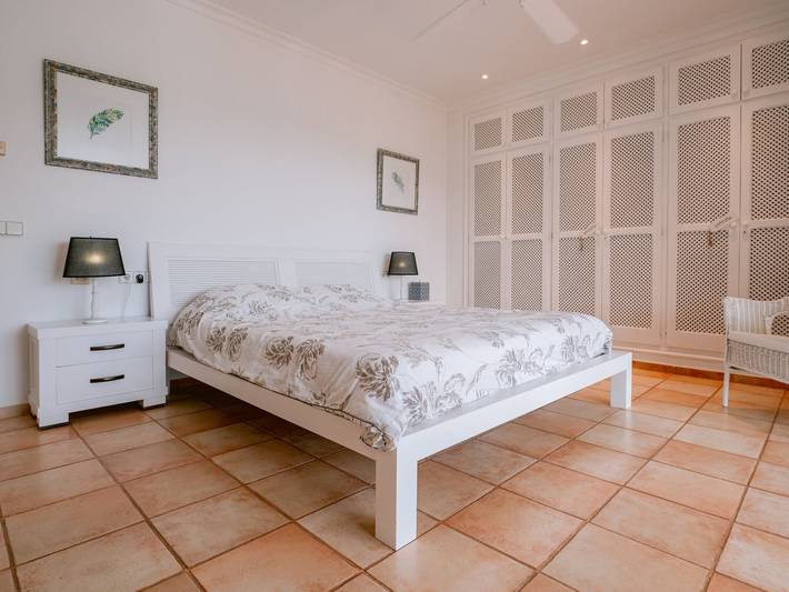 Casa rural para 10 personas, con jardín además de balcón y piscina, Familias con niños en Santa Eulària des Riu - 2