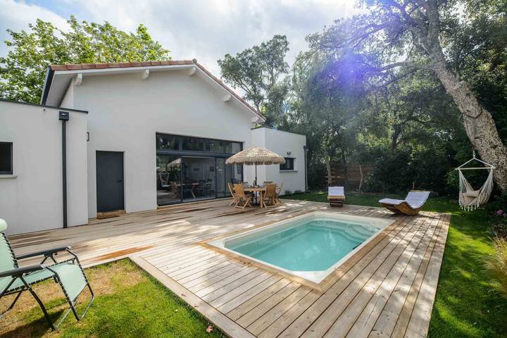 Casa de vacaciones para 6 personas, con terraza además de piscina y jardín - 1