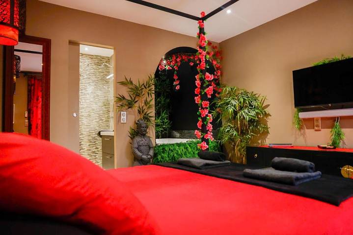 Maison d’hôte pour 2 personnes, avec jardin ainsi que terrasse et jacuzzi à La Croix-Valmer