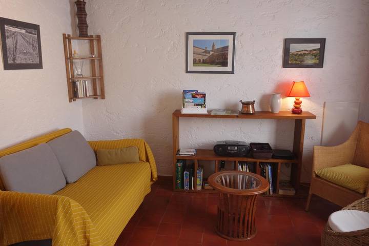 Gîte pour 4 personnes, avec vue ainsi que jardin et terrasse dans le Var - 4