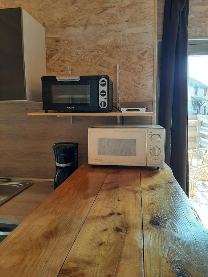 Appartement entier, One-Bedroom Apartment in Soucia, Jura Francais