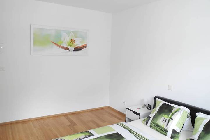 Appartement entier, Moderne, Neuf 3. 5 pièces à Brig avec une magnifique vue sur les montagnes in Brigue (Wallis), Alpes valaisannes